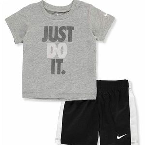 NEW! Nike 2-pc Dri-FIT Shorts Set